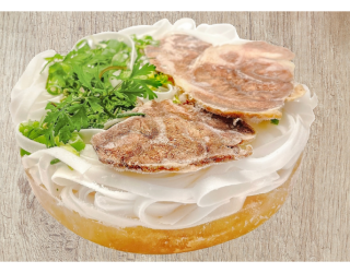 Giải mã sức hút của món Phở bò đông lạnh “làm mưa làm gió” gần đây